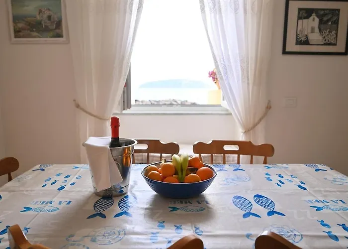 House Ischia