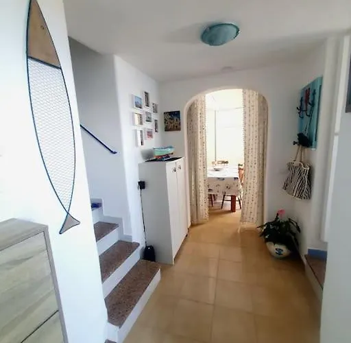 Дом отдыха House - Seafront & Aragonese Castle View - Искья